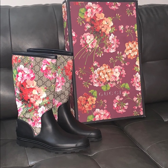 gucci floral rain boots